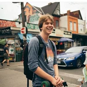 Meet your Posher, Mark